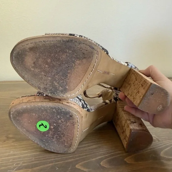 Vince Camuto Womens 10M Floral‎ Reptile Ciestie Cork Platform Heels - Picture 10 of 10